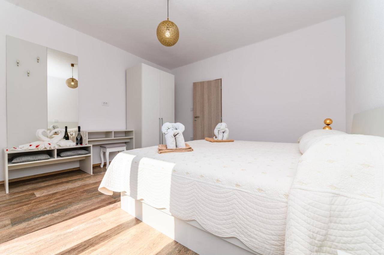 Apartman Paradiso Martinšćica Εξωτερικό φωτογραφία